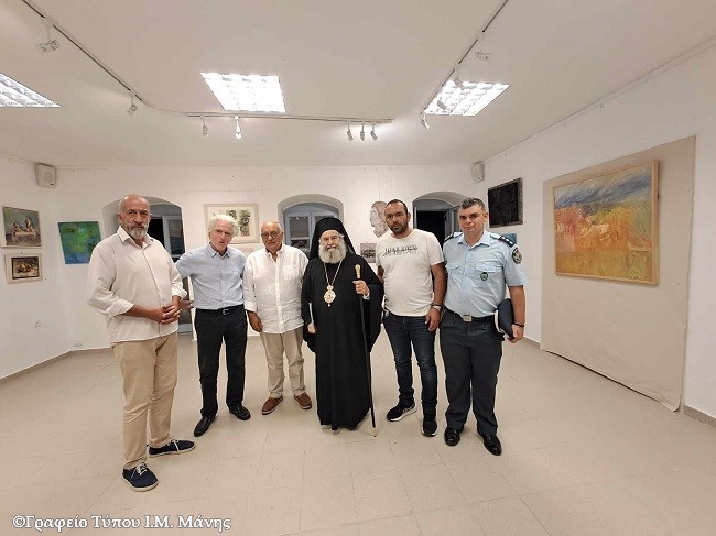 Ο Μάνης Χρυσόστομος στα εγκαίνια εικαστικής έκθεσης στον Κότρωνα