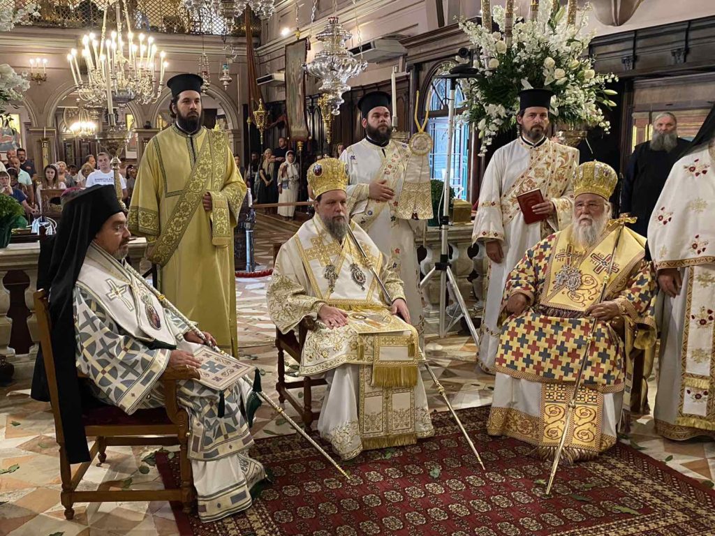 Αρχιερατικό Συλλείτουργο στην Κέρκυρα για το θαύμα του Αγίου Σπυρίδωνος  – “Είναι ένας άγιος οικουμενικός, που συναθροίζει πλήθη λαού από όλο τον κόσμο”