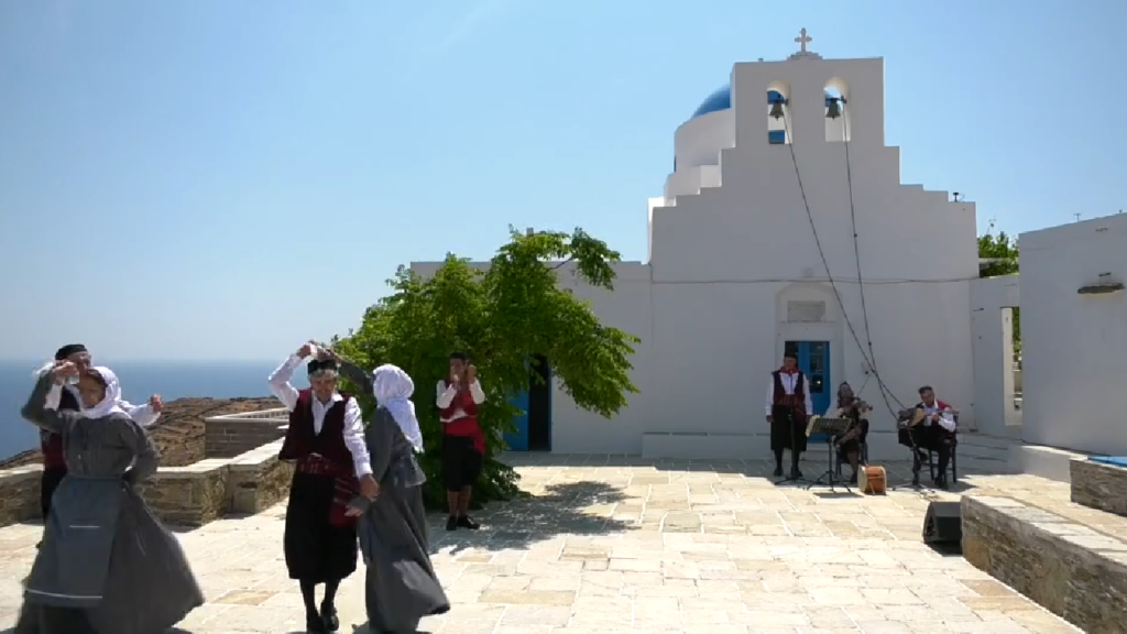 Αφιέρωμα με τραγούδια και χορούς της Σερίφου σήμερα στην Pemptousia TV