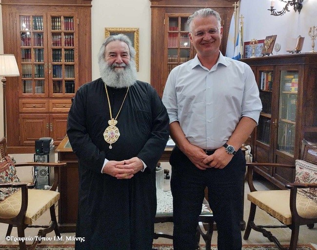 Ο υποψήφιος Περιφερειάρχης Πελοποννήσου Δημήτρης Πτωχός στον Μητροπολίτη Μάνης