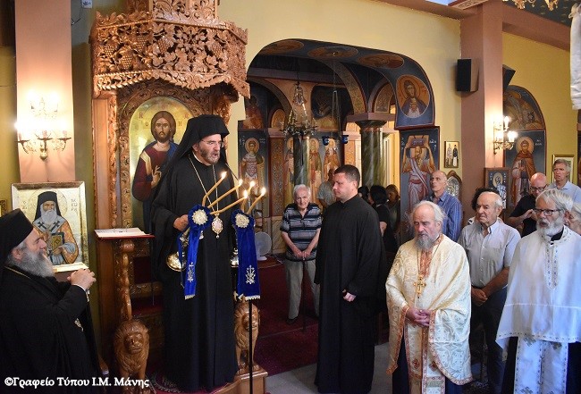 Ο Κρήνης Κύριλλος στην εορτή της Μεταμορφώσεως στο Επισκοπείο Μάνης