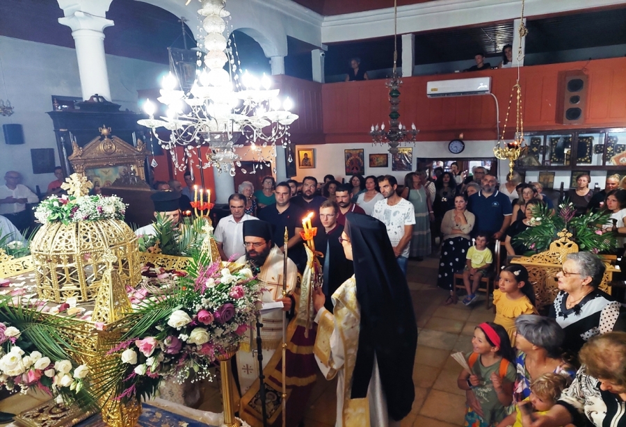 Μεθέορτος Εσπερινός στον Ιερό Ναό Κοιμήσεως της Θεοτόκου Μαρώνειας