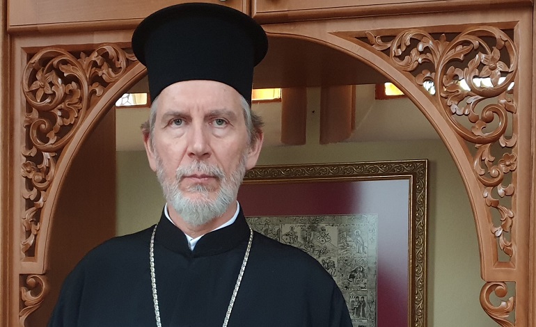 Αντίθετος με τις προσπάθειες απαξίωσης και αποτροπιασμού ιερών συμβόλων ο Μητροπολίτης Σουηδίας