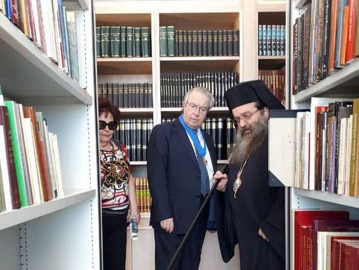 Φιλολογικό Ειλητάριο Γλώσσολογίας στη Βιβλιοθήκη της Μητροπόλεως Χίου “Άγιος Αγαπητός”