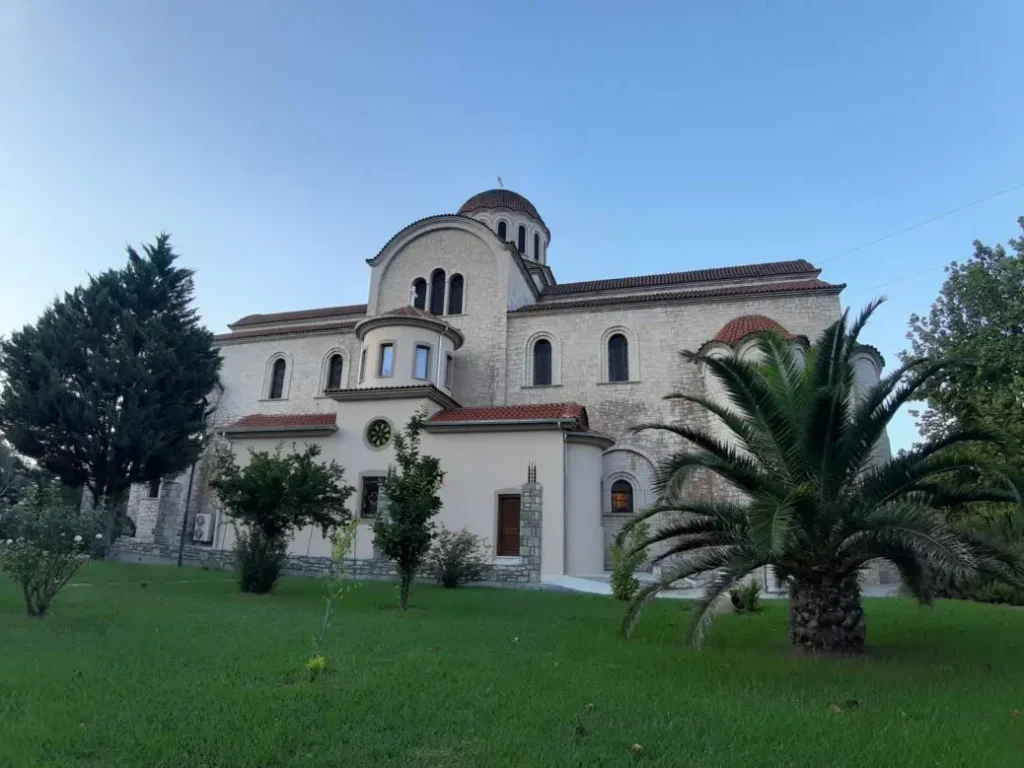 Πανηγυρίζει ο Ιερός Ναός Αγίου Νεκταρίου στα Τρίκαλα