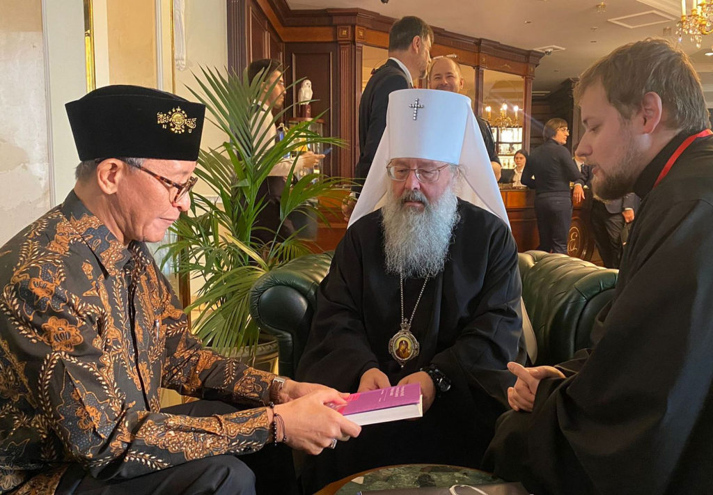 Глава Татарстанской митрополии встретился с заместителем председателя крупнейшей мусульманской организации Индонезии