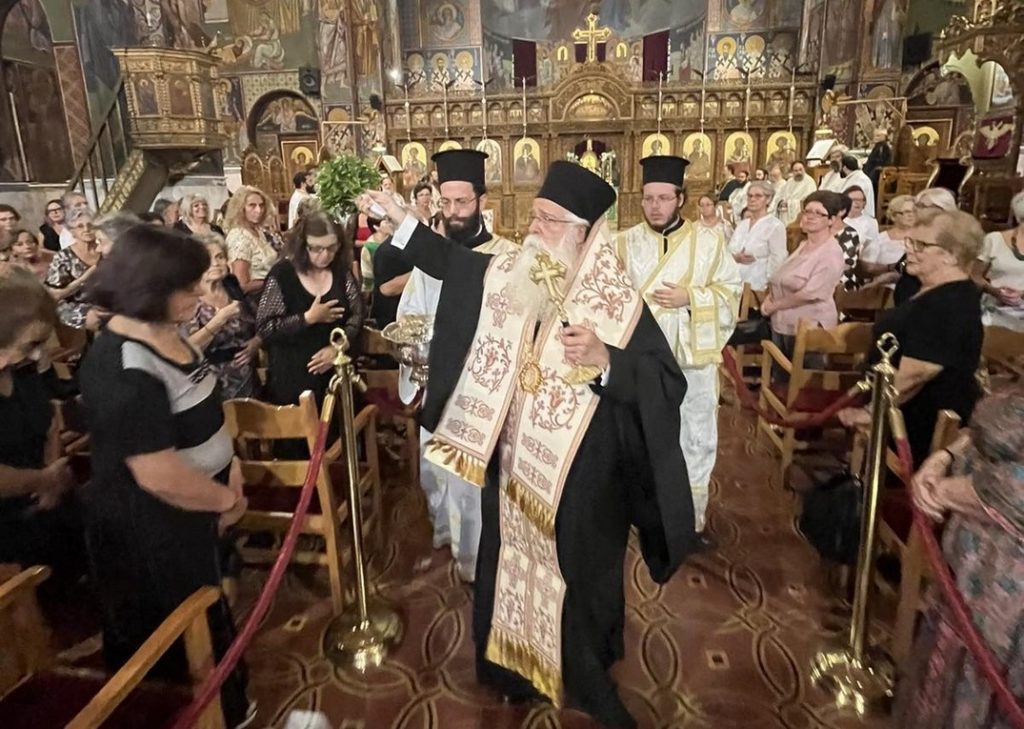 Δημητριάδος Ιγνάτιος: «Όλοι μαζί θα τα καταφέρουμε» – Επίσημη έναρξη ενοριακών Συσσιτίων