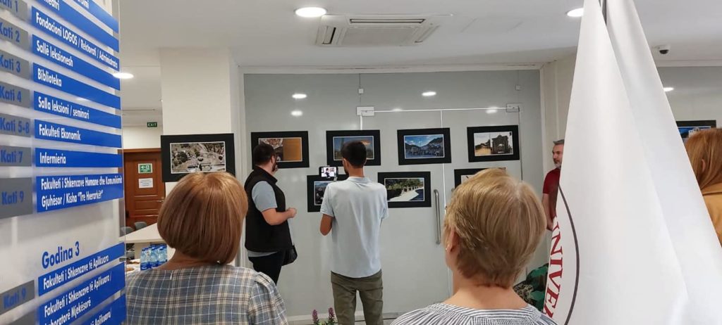 Departamenti i Theologjisë dhe Kulturës si dhe Forumi i Turizmit Religjioz të Kolegji Universitar Logos organizon në datën 27 shtator një ekspozitë fotografike kushtuar Turizmit Religjioz