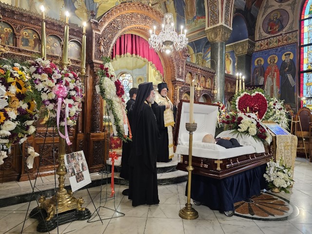 Ο Αρχιεπίσκοπος Αμερικής τέλεσε τρισάγιο για τον ευεργέτη Νίκο Ανδριώτη