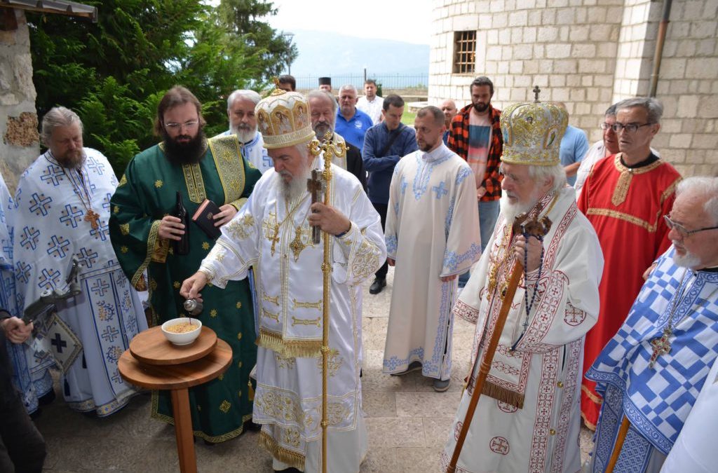 Умировљени Епископ Георгије: Митрополит Данило је дошао у тешка времена у разорену Црну Гору