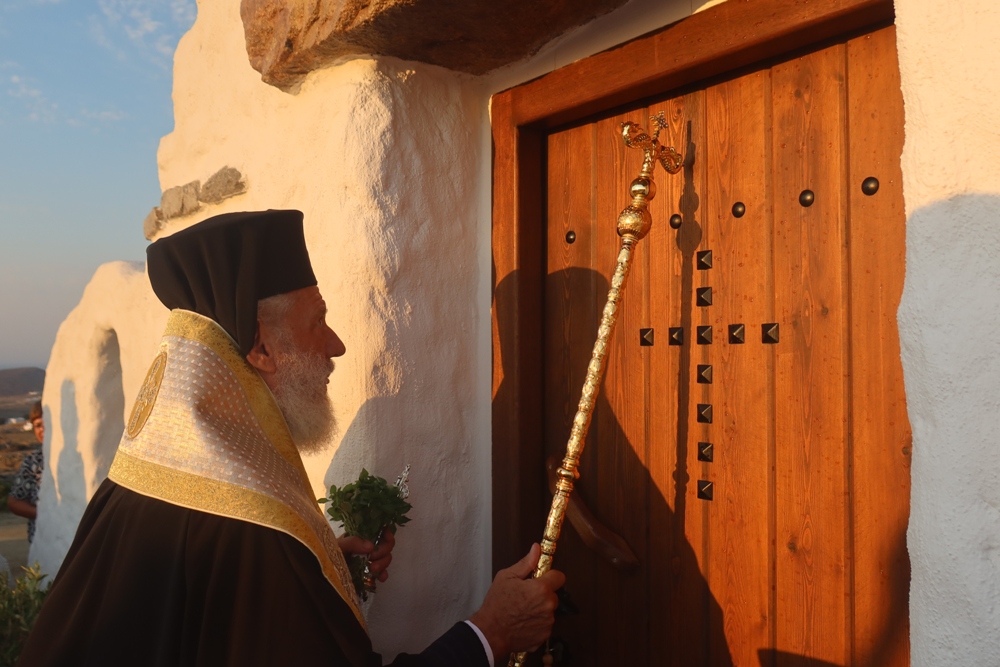 Θυρανοίξια Παρεκκλησίου στην περιοχή του Αεροδρομίου Μυκόνου (ΦΩΤΟ)