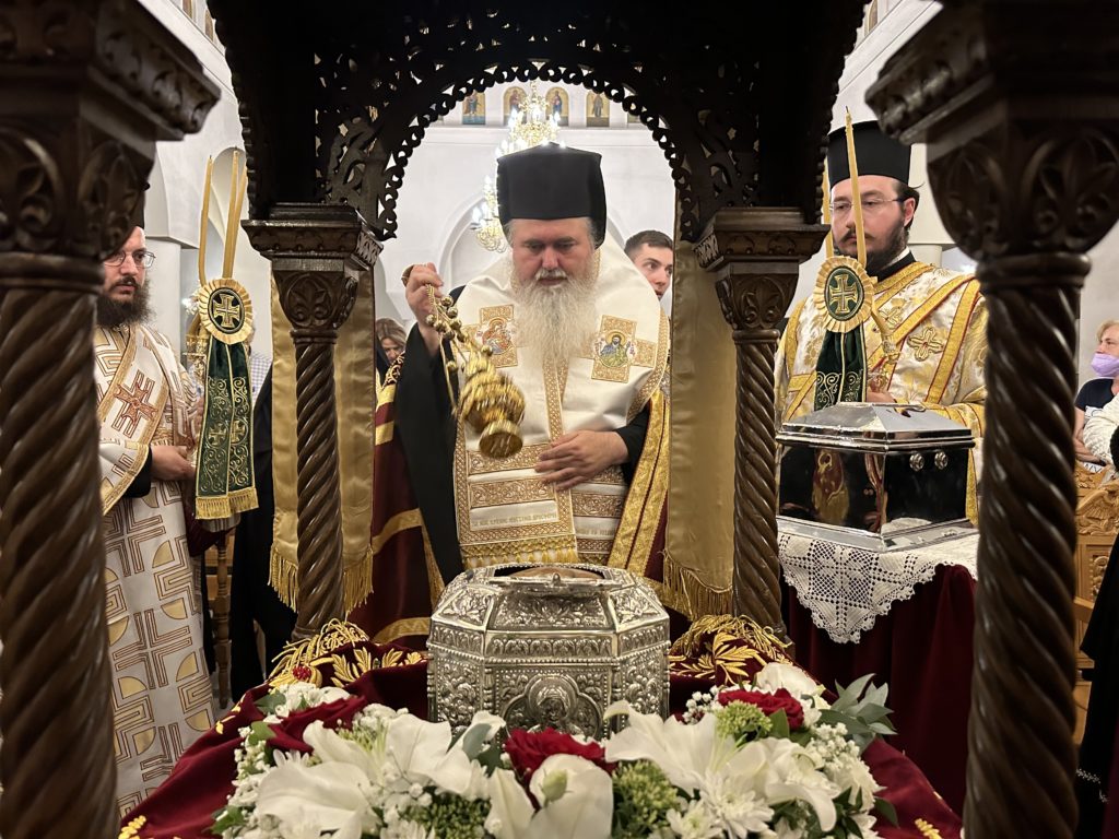 Η Καλαμαριά υποδέχθηκε την τιμία κάρα του Αγίου Παντελεήμονος (ΦΩΤΟ)