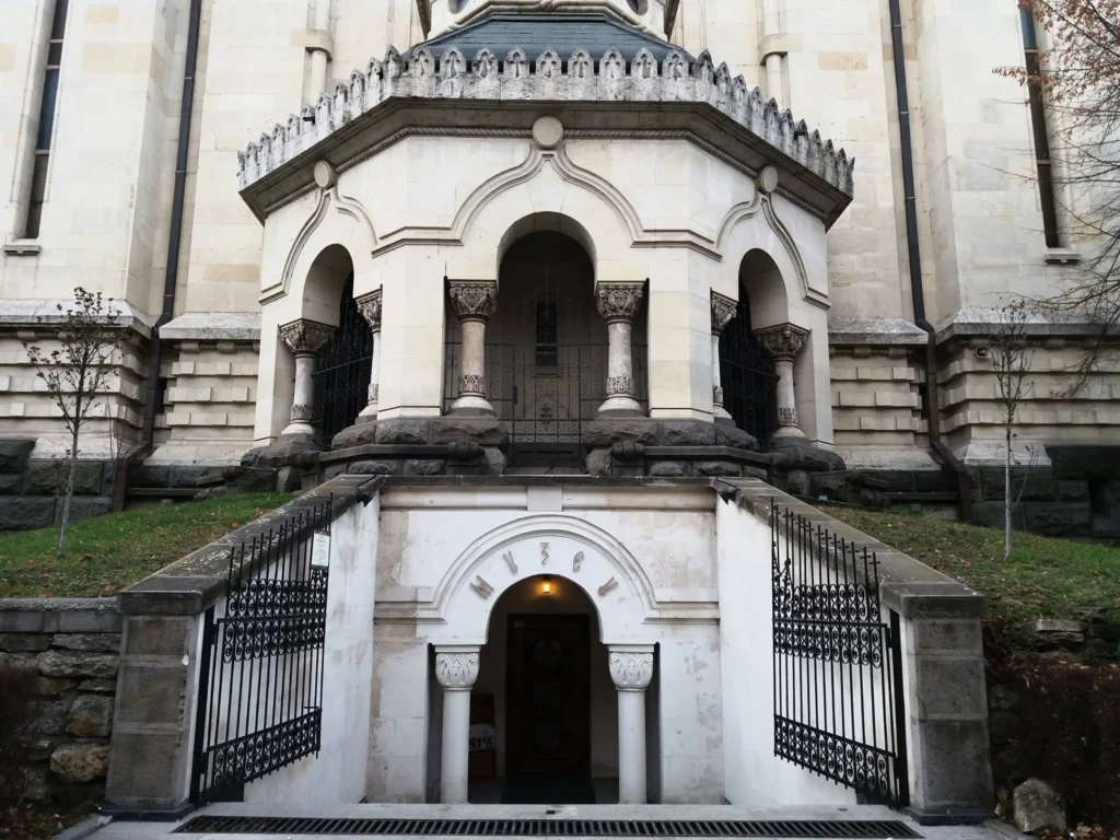Muzeul Mitropoliei Clujului prezintă expoziția de pictură SURGHIUN