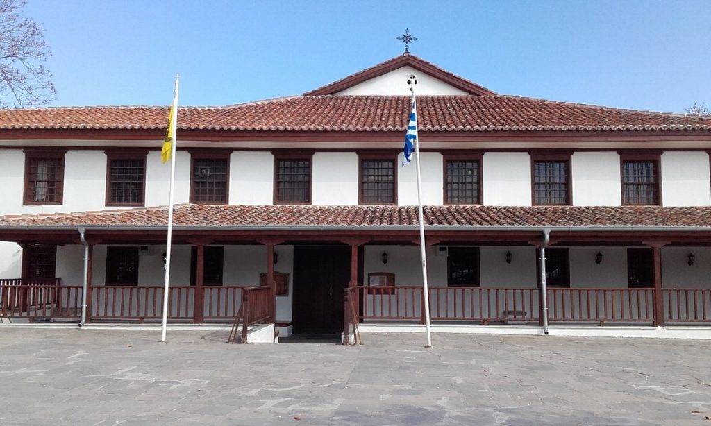 Η Ιερά Μητρόπολη Μαρωνείας για τον βανδαλισμό του μουσουλμανικού κοιμητηρίου στον Πολύανθο