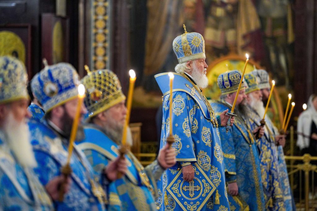 В канун праздника Рождества Пресвятой Богородицы Святейший Патриарх Кирилл совершил всенощное бдение в Храме Христа Спасителя