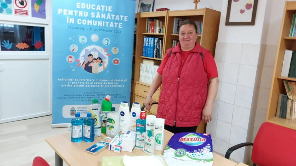 Fundația Sf. Macrina oferă educație pentru sănătate și daruri în produse de igienă pentru persoane vulnerabile social
