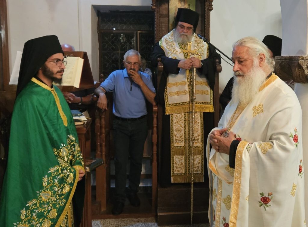 Ο Εσπερινός του Τιμίου Σταυρού στην Ορεινή