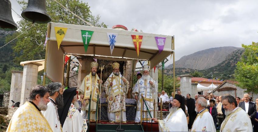 Αρχιερατικό συλλείτουργο στο Ιερό Προσκύνημα της Παναγίας Πλατανιώτισσας