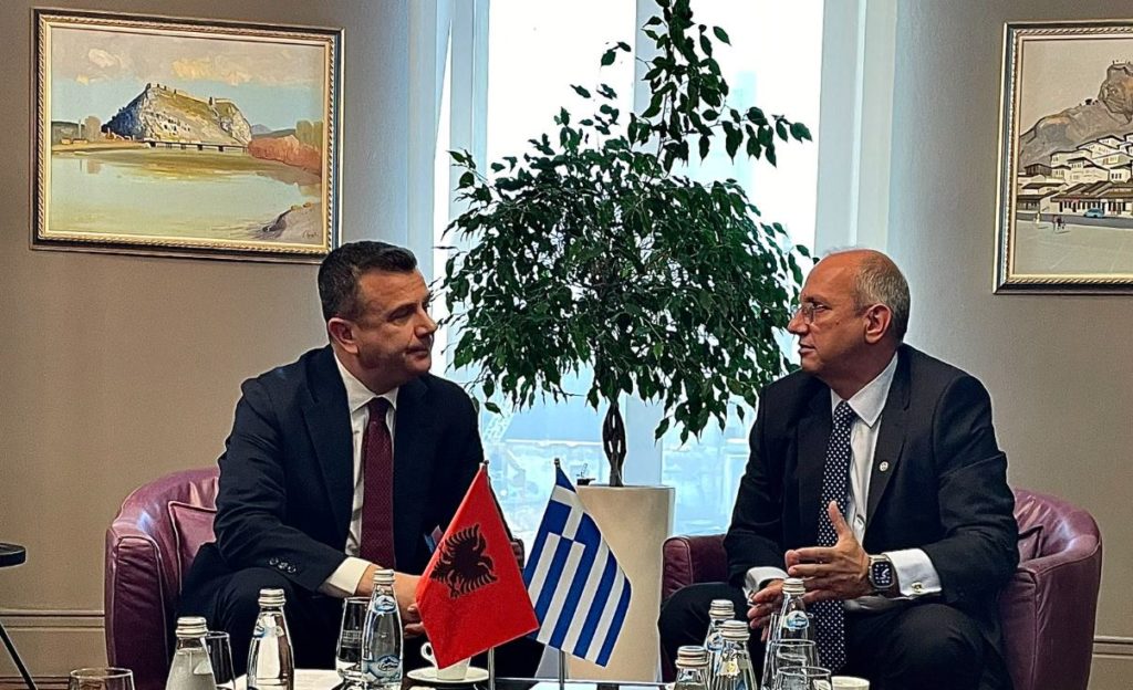 Συνάντηση του Γιάννη Οικονόμου με τον Αλβανό ομόλογό του για την υπόθεση Μπελέρη