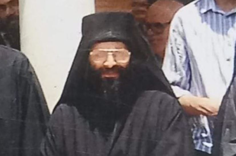 Η Εξόδιος Ακολουθία του Αρχιμανδρίτη Παΐσιου στο Ησυχαστήριο Κεχαριτωμένης Τροιζήνος (ΒΙΝΤΕΟ)