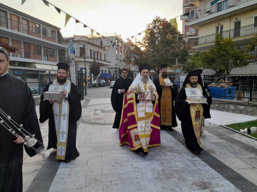 Η Θεσσαλιώτις Εκκλησία εόρτασε την σύναξη των οκτώ τοπικών της Αγίων