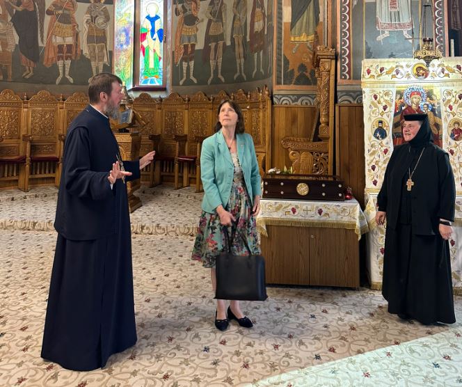 Η Πρέσβης των ΗΠΑ επισκέφθηκε την Ιερά Μονή Τιμίου Σταυρού στην Οράντεα