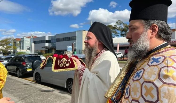 Σύδνεϋ: Λιτάνευση Ι. Λειψάνου του Αγίου Νεκταρίου στην Ουκρανική Ενορία