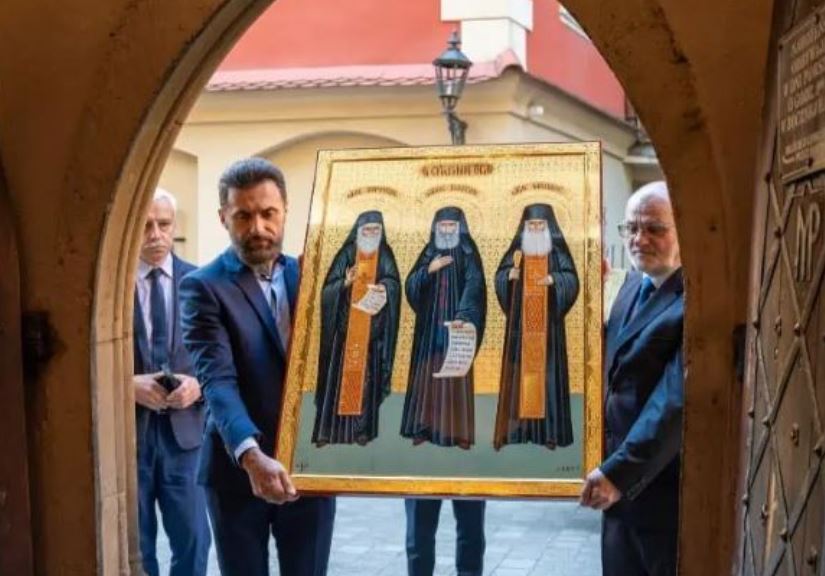 Οι Άγιοι Πορφύριος, Παΐσιος και Ιάκωβος στην Πολωνία