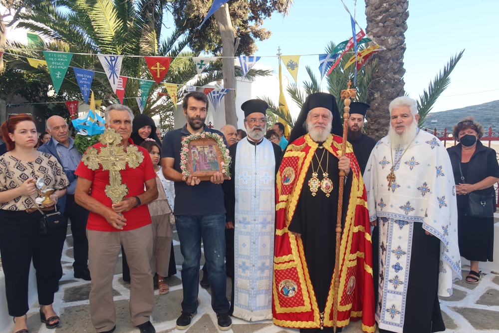 Ποιμαντική Περιοδεία του Μητροπολίτη Σύρου στη Σίκινο