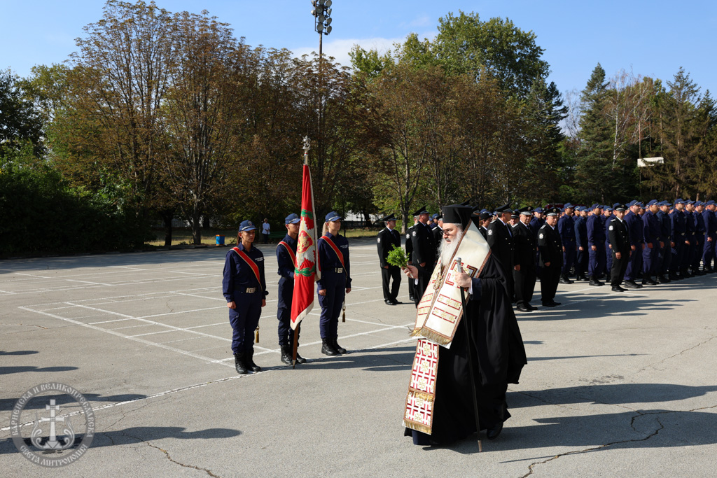 Негово Високопреосвещенство митрополит Йоан поздрави завършващите стажанти в ЦСПП – Варна