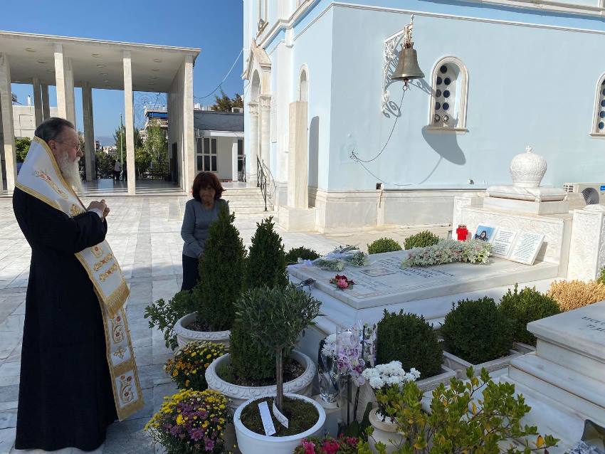 Τρισάγιο για τον μακαριστό Αρχιεπίσκοπο Χριστόδουλο τέλεσε ο Μητροπολίτης Κορίνθου