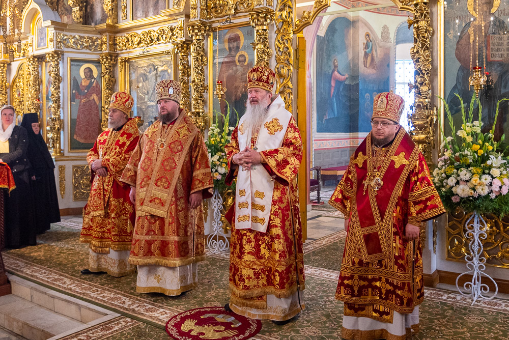 Торжества по случаю Собора новомучеников и исповедников Вятской митрополии прошли в Кирове