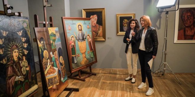 Реставрираха 4 икони от Желязната църква в Истанбул