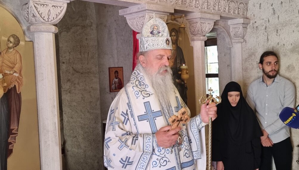 Епархија рашко-призренска: Одговор на клевете „Српског националног већа“ и архипастирски позив на пост и молитву