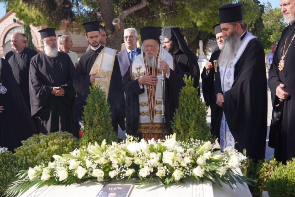 ‎الجزء الثالث من زيارة صاحب القداسة إلى مقبرة اثينا الاولى