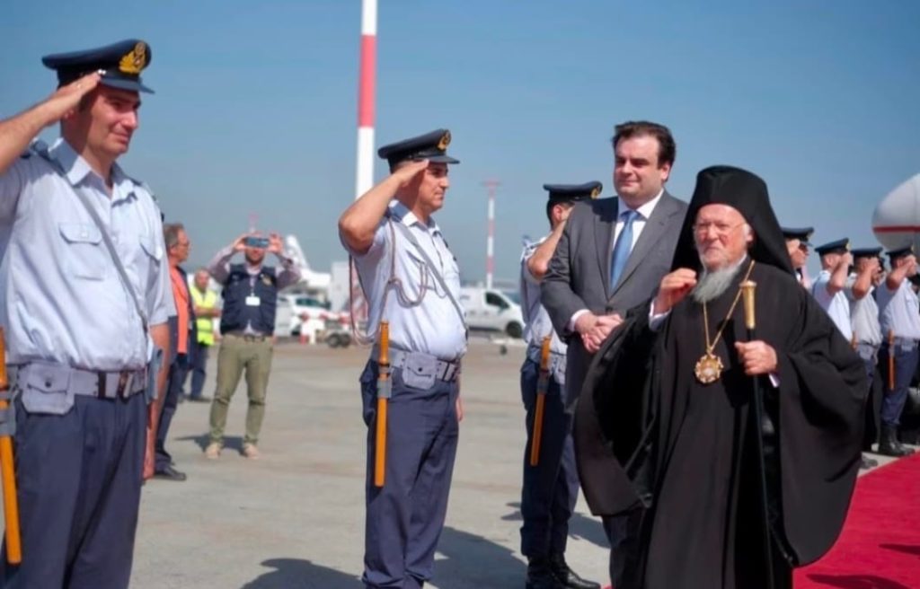 صور وصول صاحب القداسة إلى اثينا عاصمة اليونان