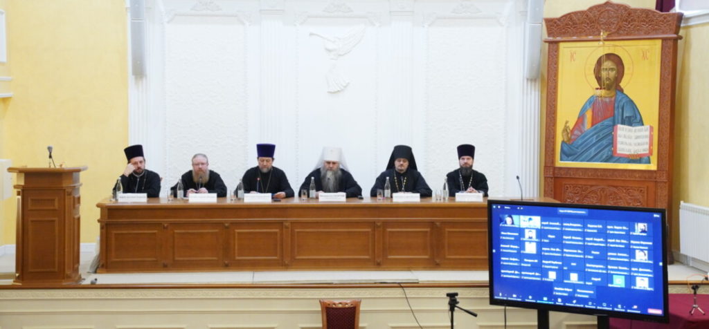 В Нижнем Новгороде начали работу курсы повышения квалификации для преподавателей догматического и сравнительного богословия