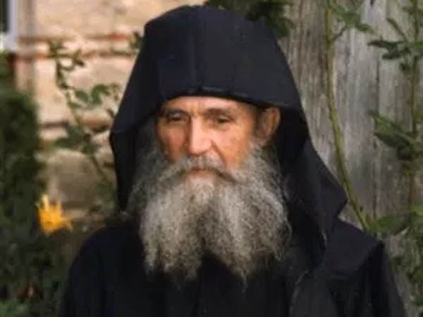Γέροντας Εφραίμ Φιλοθεΐτης: Τι συνεπάγεται η καλή υγεία της ψυχής…