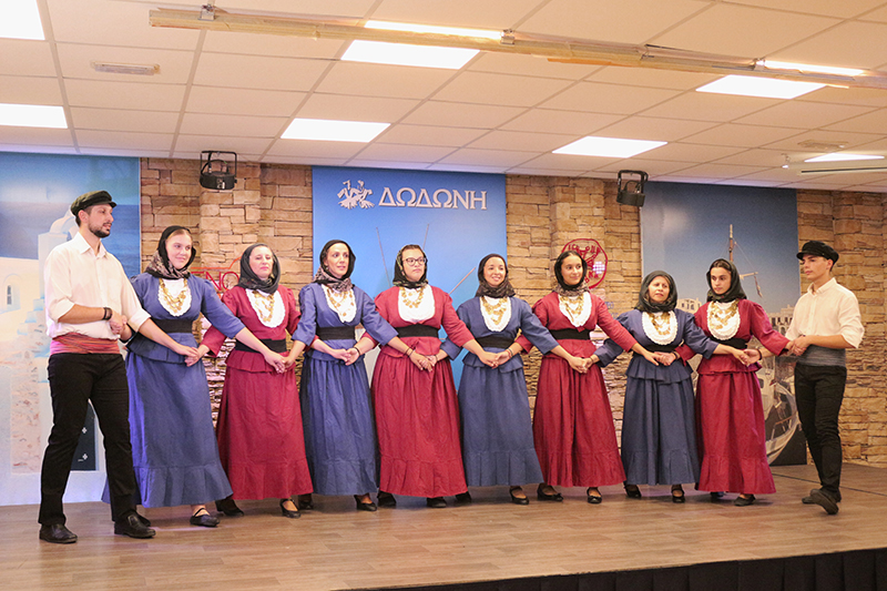 «2000 Κύματα»: Αφιέρωμα στη νησιώτικη μουσικοχορευτική μας παράδοση, στο «ΕΝΟΡΙΑ εν δράσει…»