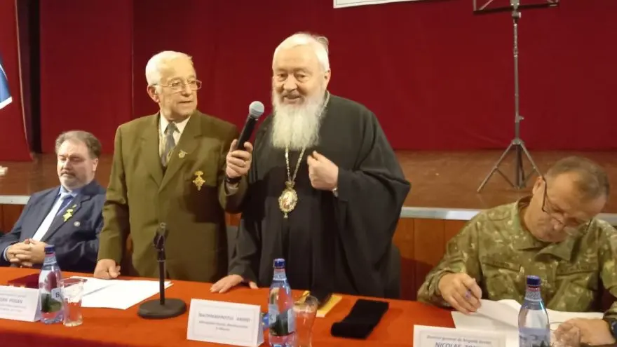 Mitropolitul Andrei a participat la deschiderea simpozionului „Armata și Biserica”
