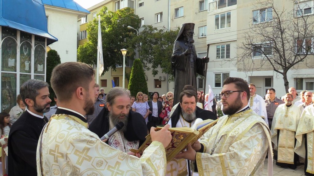 La Oradea a fost dezvelit un bust al Episcopului martir Nicolae Popovici