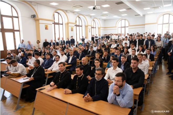 Богословският факултет в Букурещ започна новата година с увеличен брой студенти