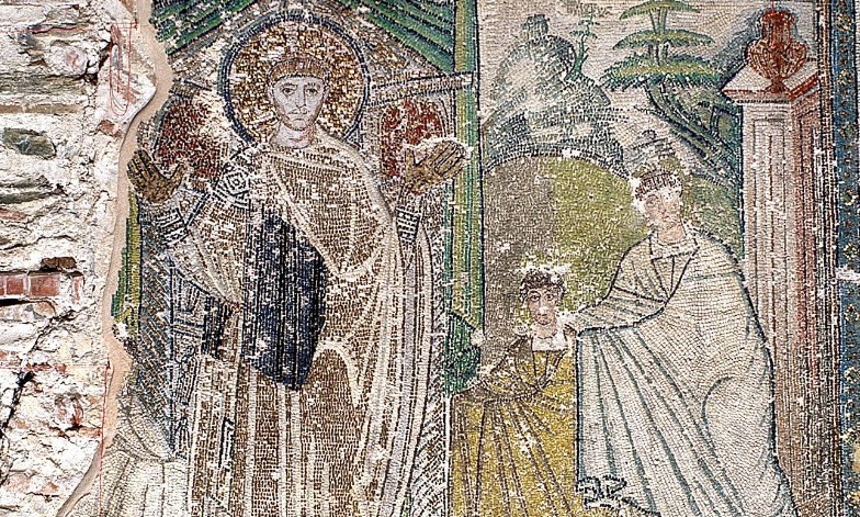 Το «χρύσωμα» των χεριών του Αγίου Δημητρίου