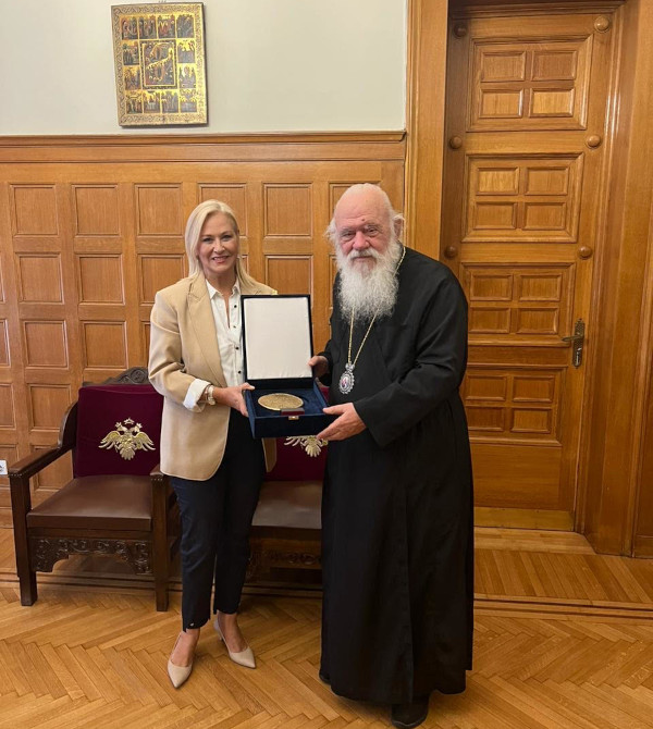 Συνάντηση Αρχιεπισκόπου με την Πρόεδρο του Δημοτικού Συμβουλίου Παπάγου – Χολαργού Άννα – Μαρία Τσικρικώνη