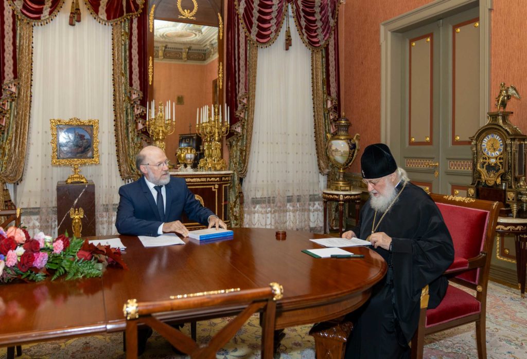 Святейший Патриарх Кирилл провел рабочую встречу с ректором Российского православного университета А.В. Щипковым