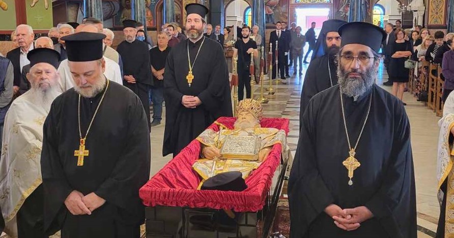 Η Εξόδιος Ακολουθία του μακαριστού Μητροπολίτη Μετρών και Αθύρων Δημητρίου