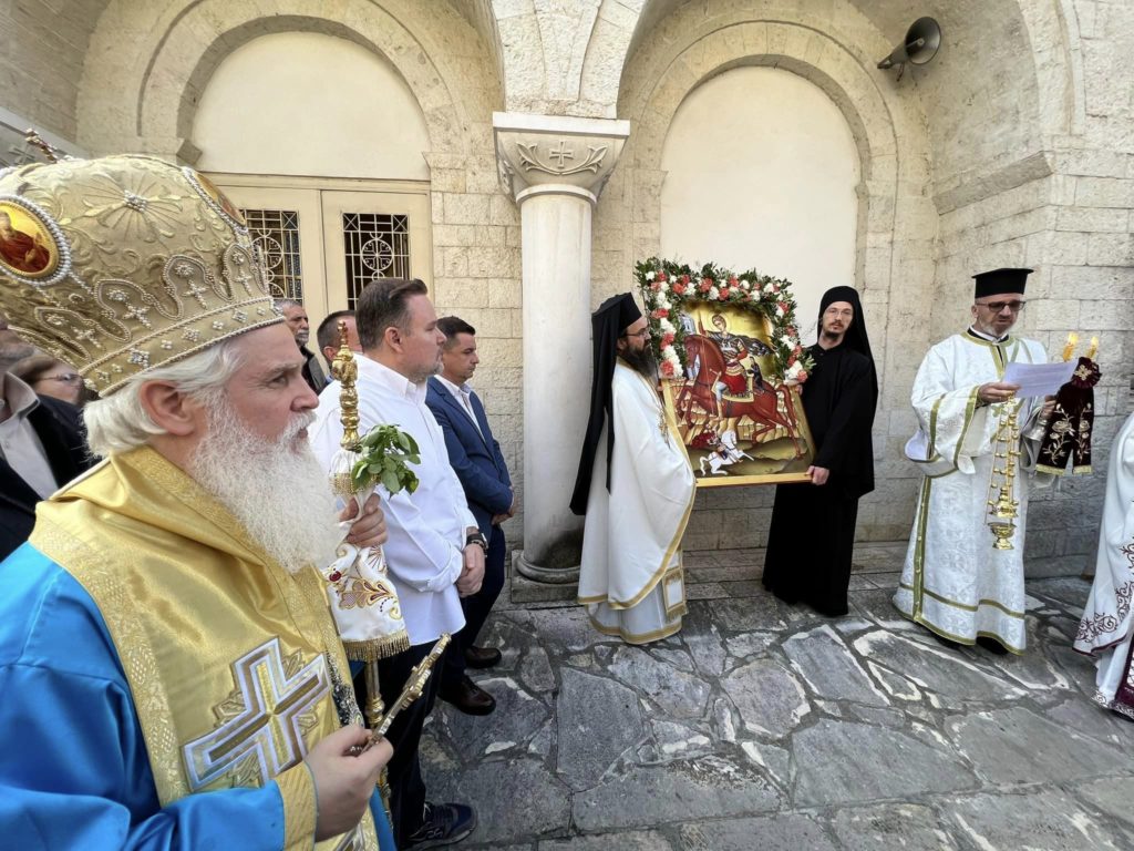 Το Βεράτιο τίμησε τον προστάτη του Άγιο Δημήτριο (ΦΩΤΟ)