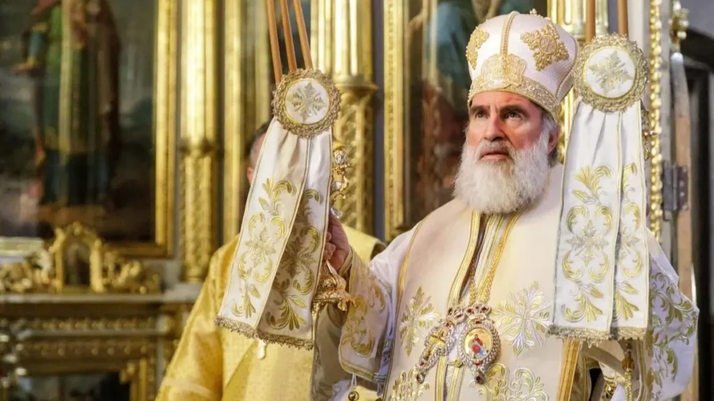 Arhiepiscopul Ioachim la Catedrala din Iași: Evlavia poporului român pentru Sf. Parascheva crește din an în an