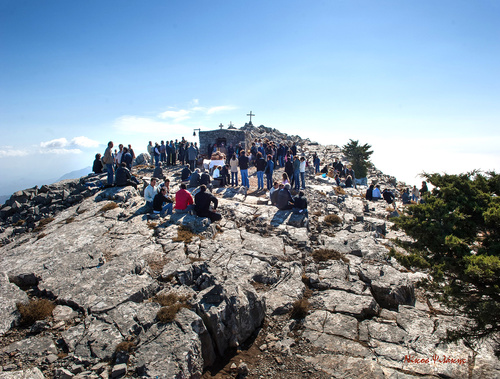Ο Αρχιεπίσκοπος Κρήτης θα εγκαινιάσει έκθεση φωτογραφίας με τίτλο “Έθιμα και τελετουργίες που δεν έσβησε ο χρόνος”