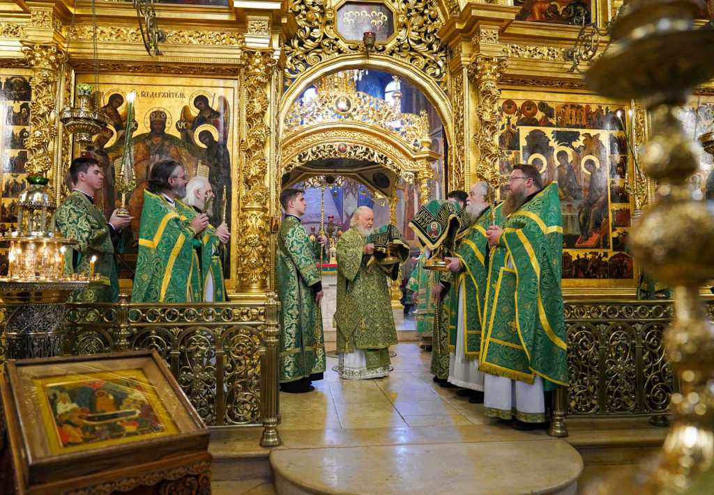 Представители Поместных Православных Церквей приняли участие в Патриаршем богослужении в Троице-Сергиевой лавре